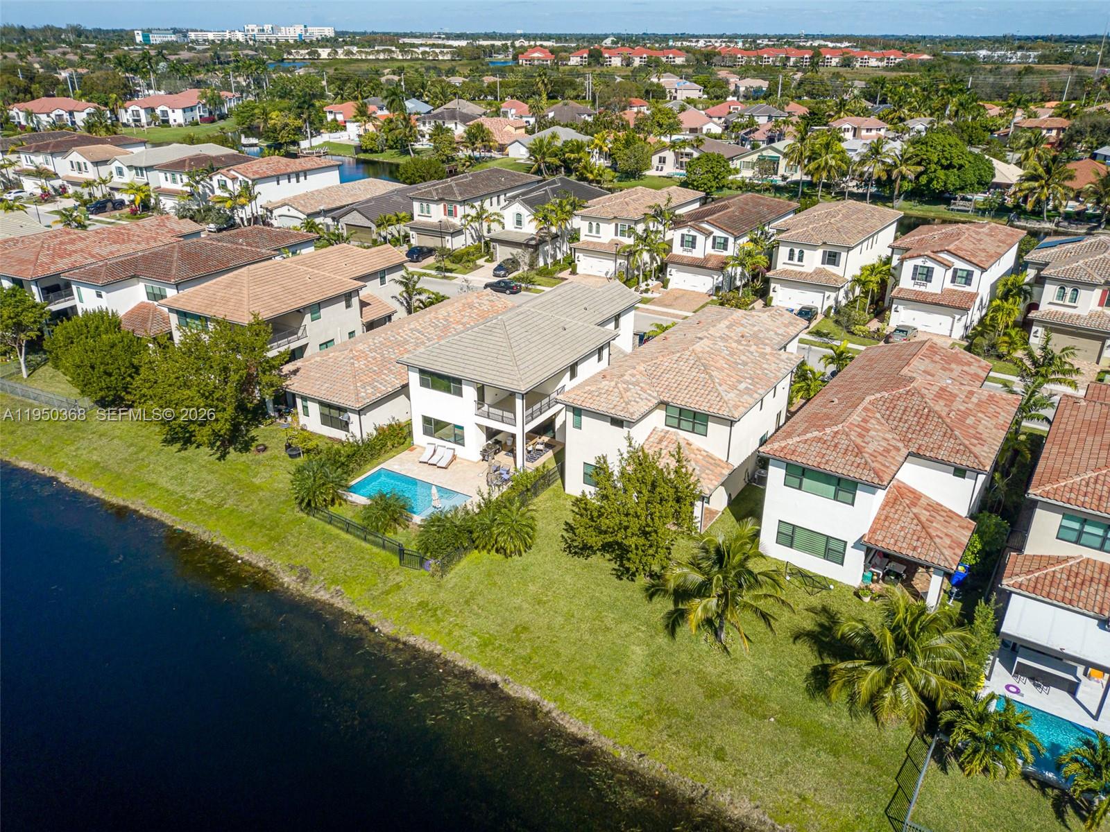 Raintree at Mayfair - Residential