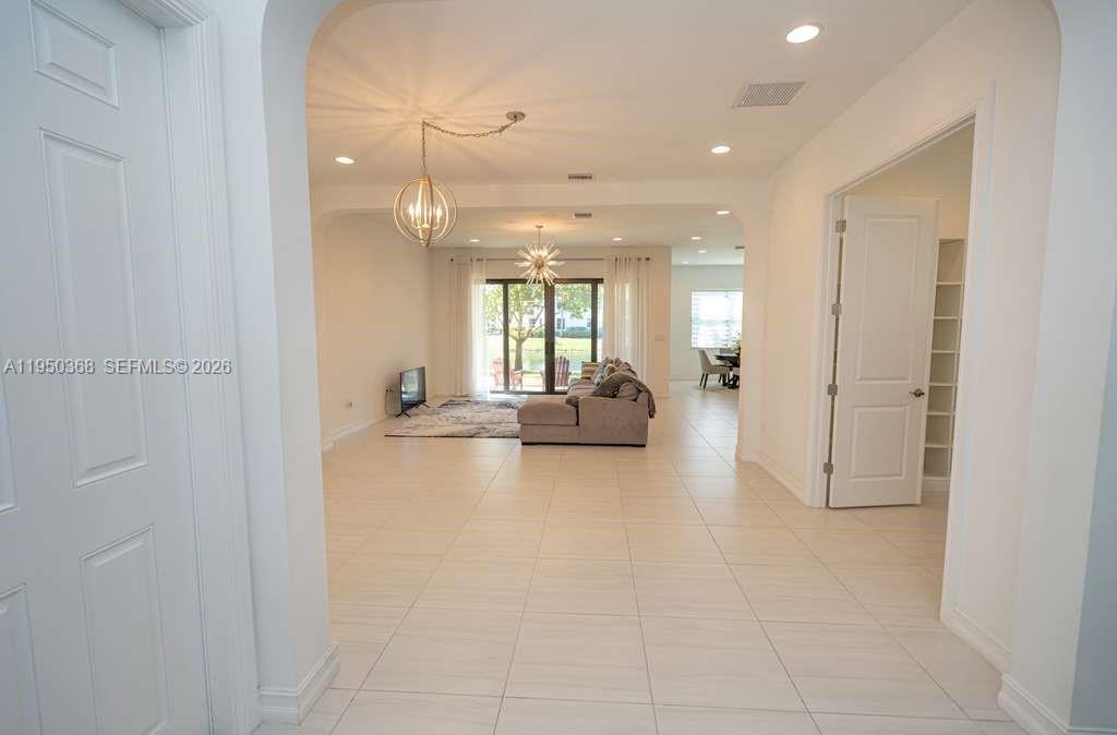 Raintree at Mayfair - Residential