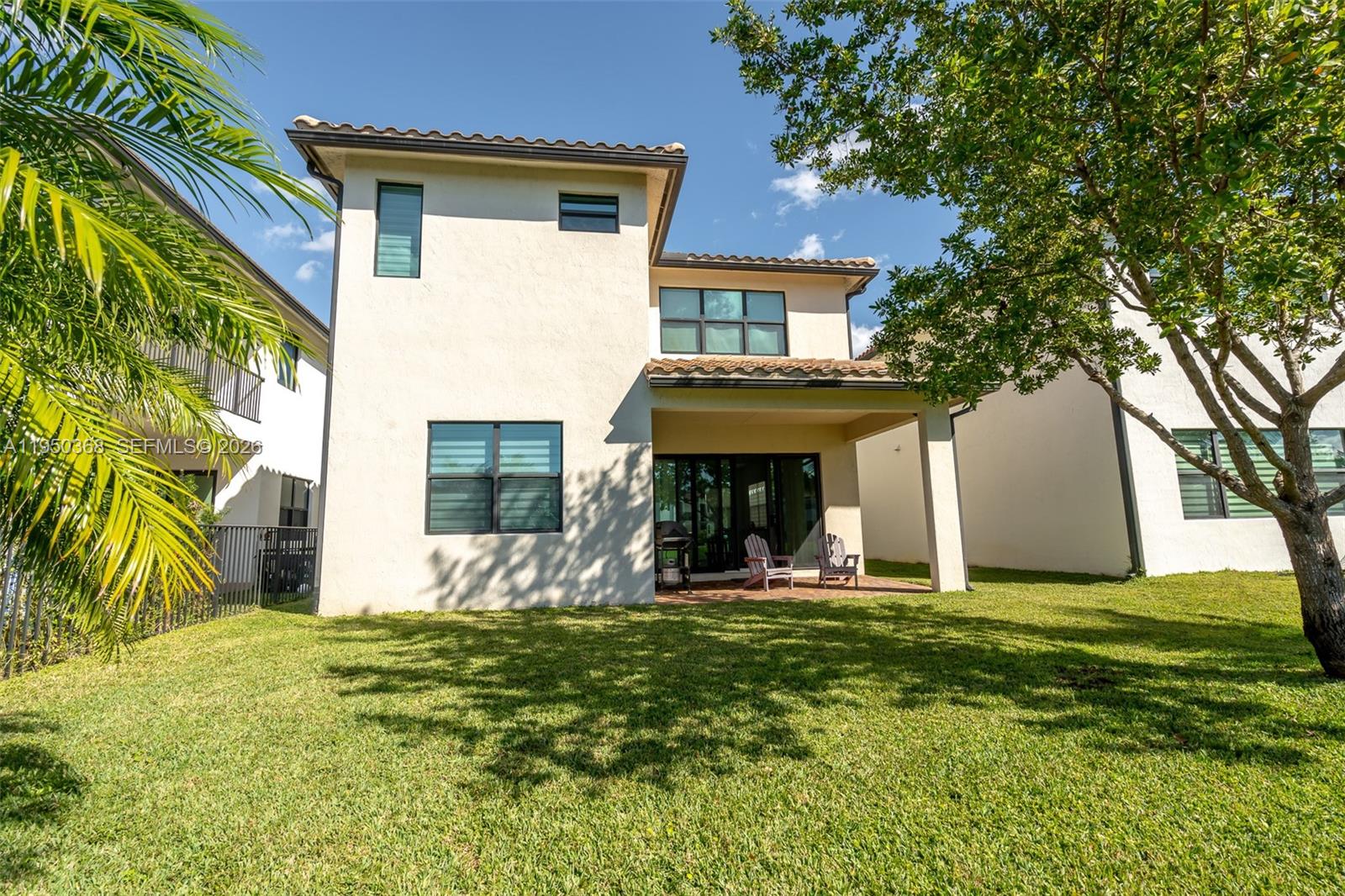 Raintree at Mayfair - Residential