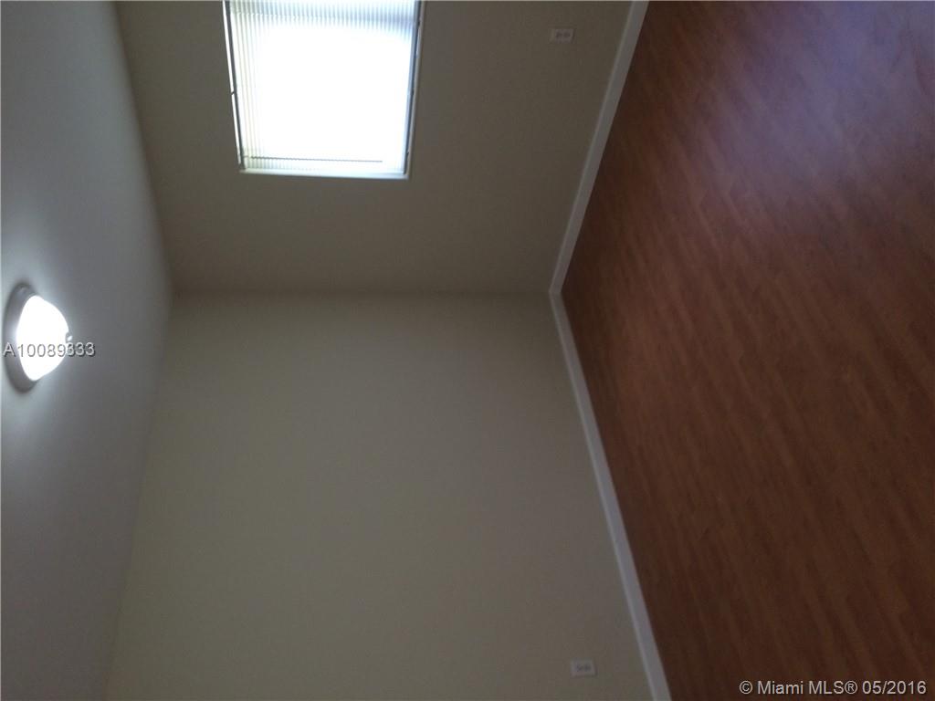 Arch Creek Estates - Residential