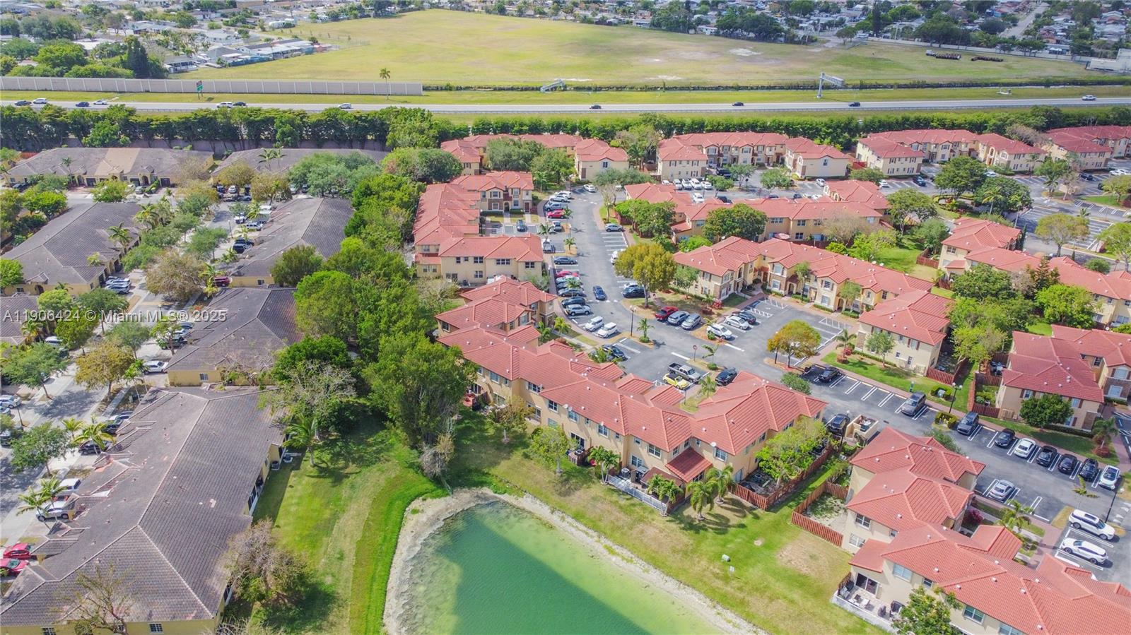 VILLAS AT CARMEL CONDO NO - Residential