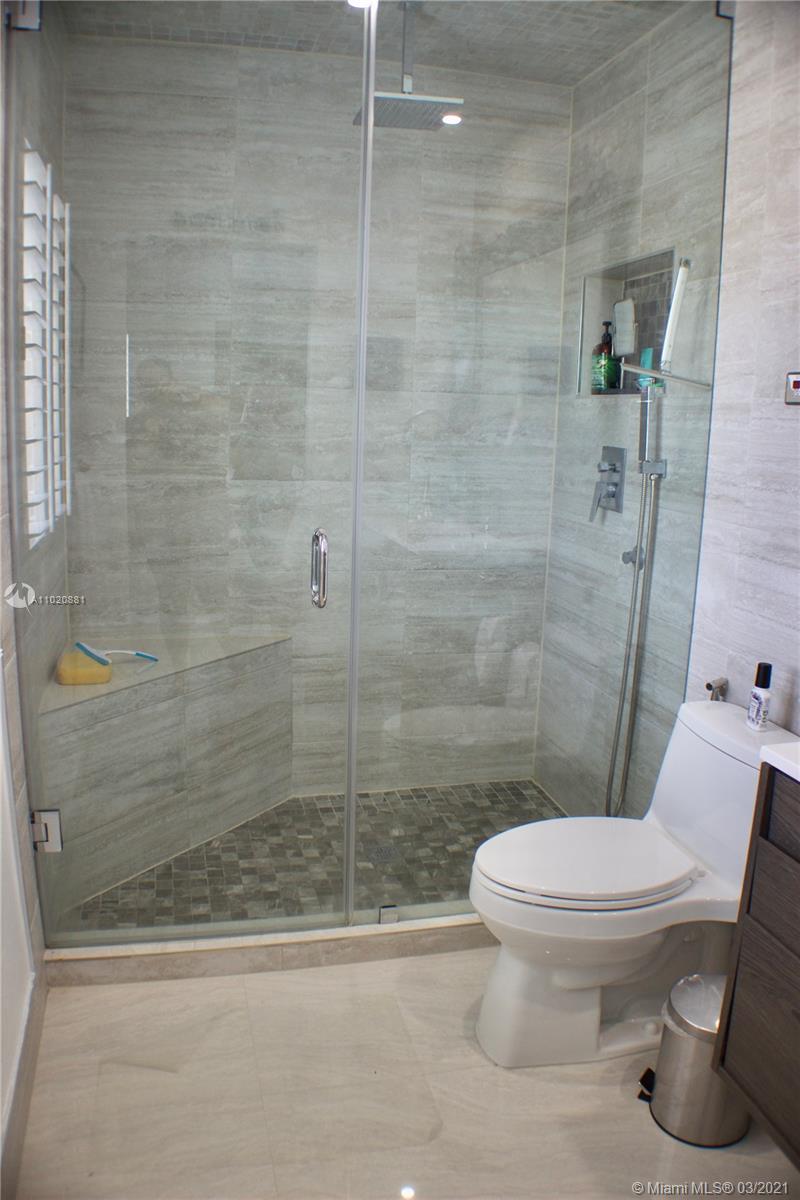 WESTWOOD LAKE 2ND ADDN - Residential