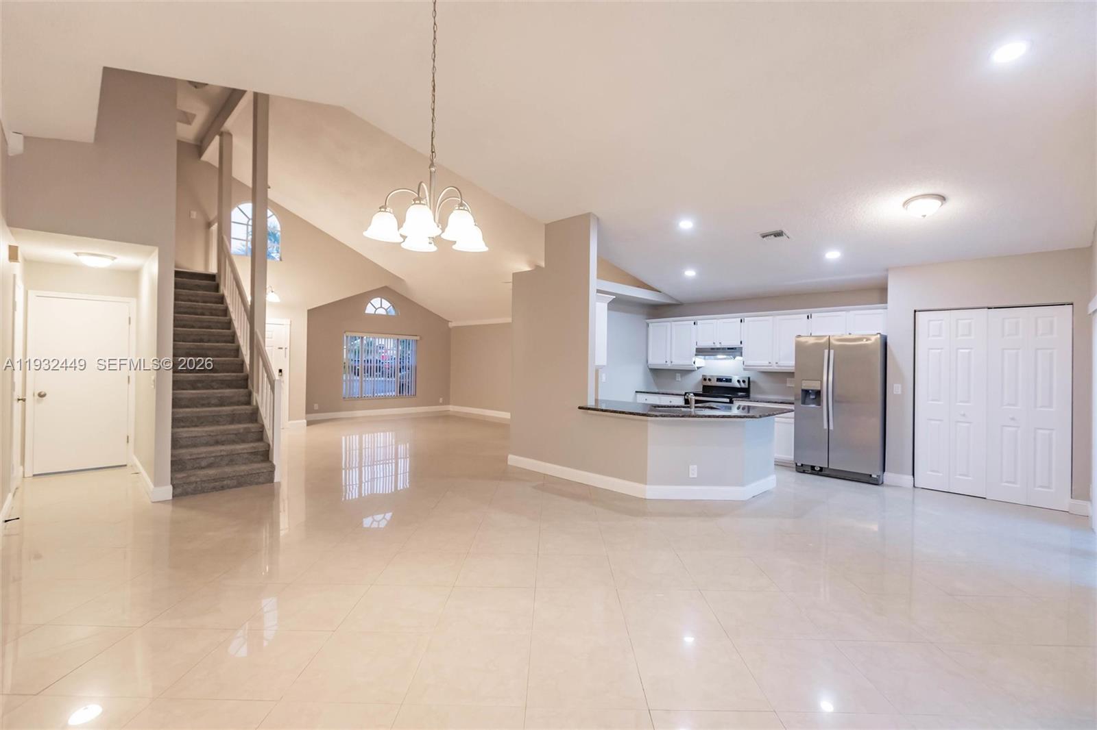 WELLINGTON TR 43 - Residential