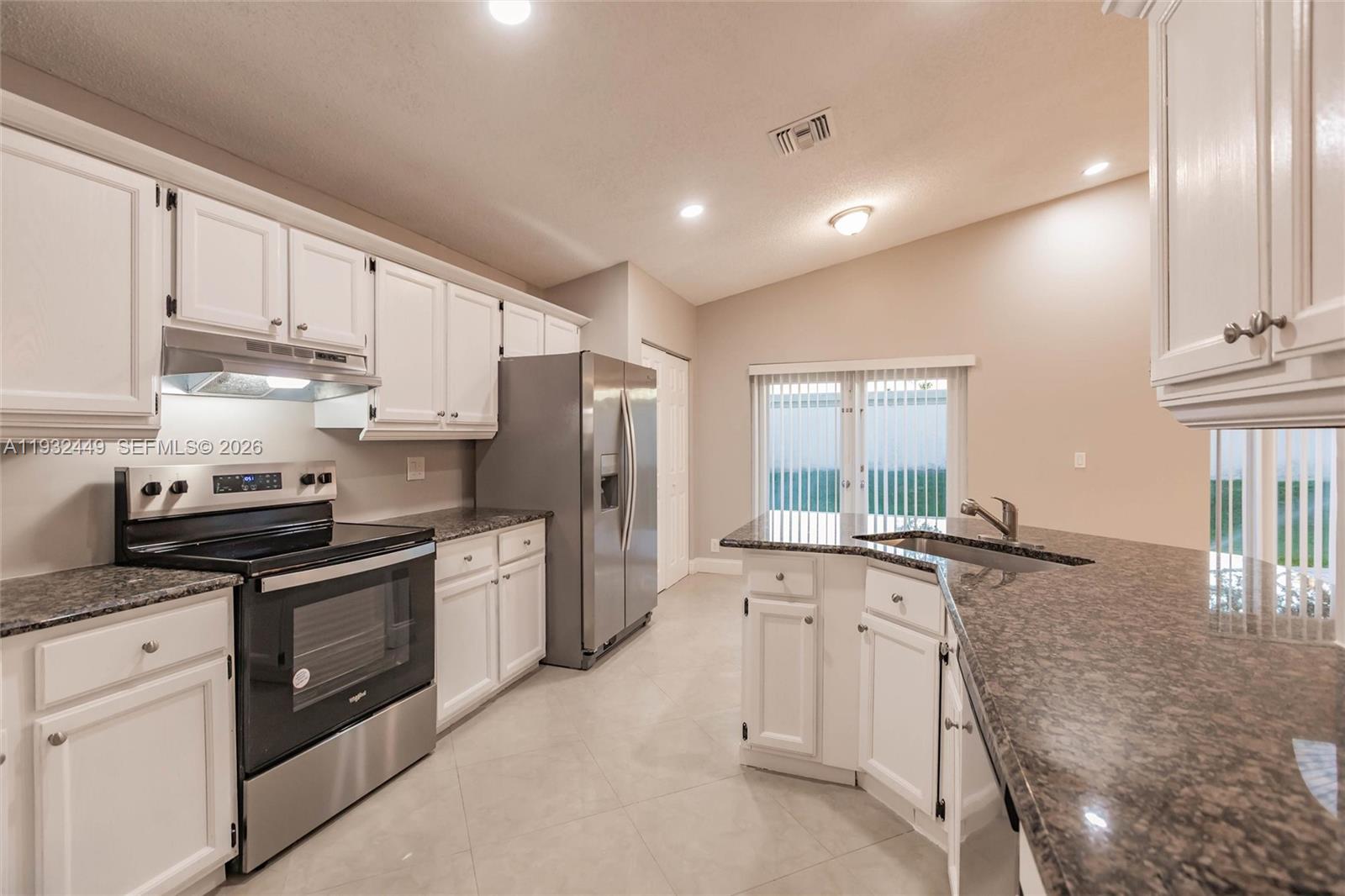 WELLINGTON TR 43 - Residential