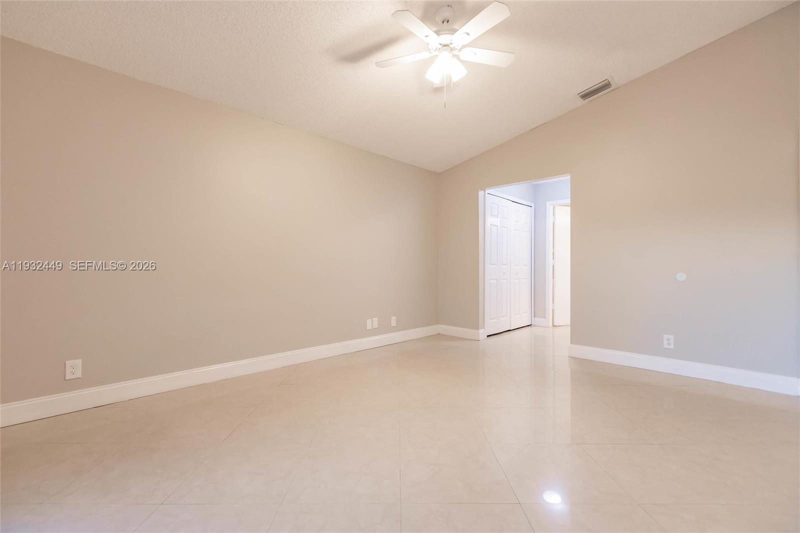 WELLINGTON TR 43 - Residential