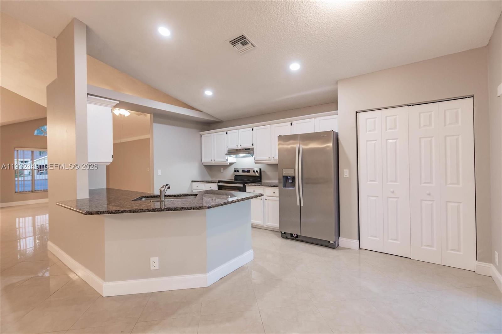 WELLINGTON TR 43 - Residential