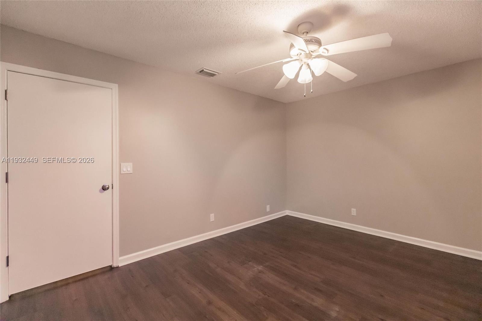 WELLINGTON TR 43 - Residential