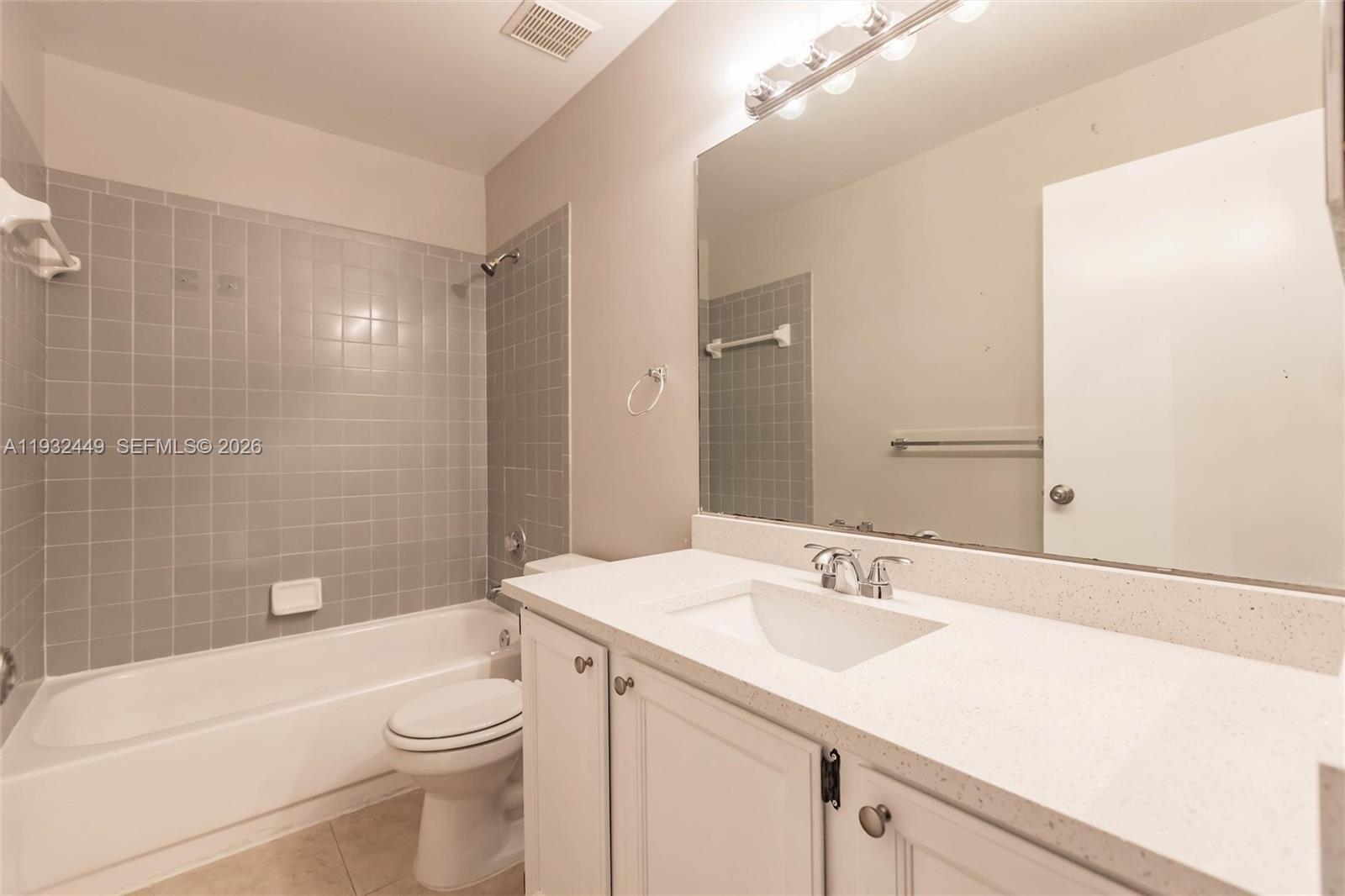 WELLINGTON TR 43 - Residential