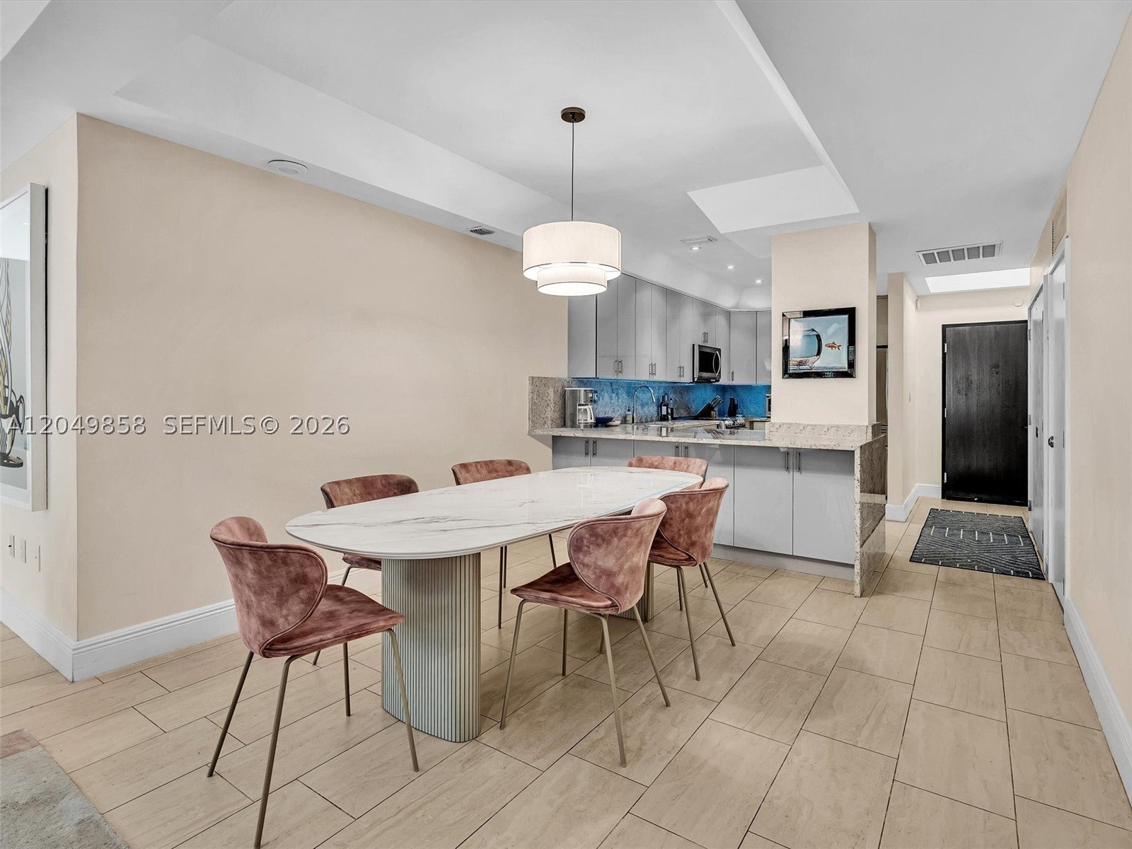 2901 S Bayshore Dr 1G