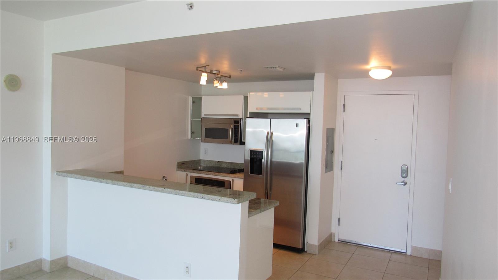 BLUE CONDO - Residential