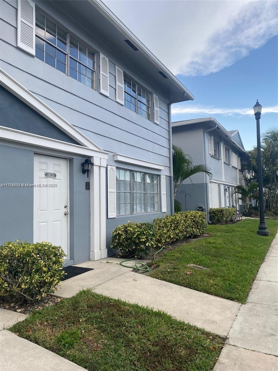 Property for Sale at 1821 Sw 81st Ave 4-14, Davie, Broward County, Florida - Bedrooms: 3 
Bathrooms: 3  - $367,000