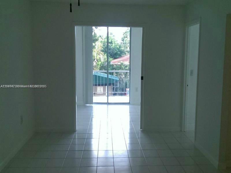 HARBOUR POINTE OF MIAMI C - Residential