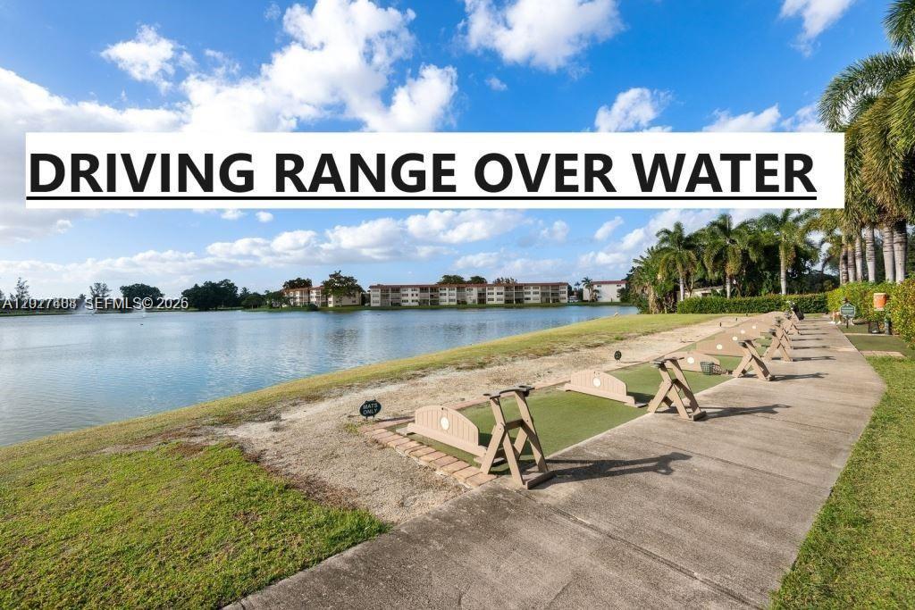 HOLLYBROOK GOLF AND - Residential