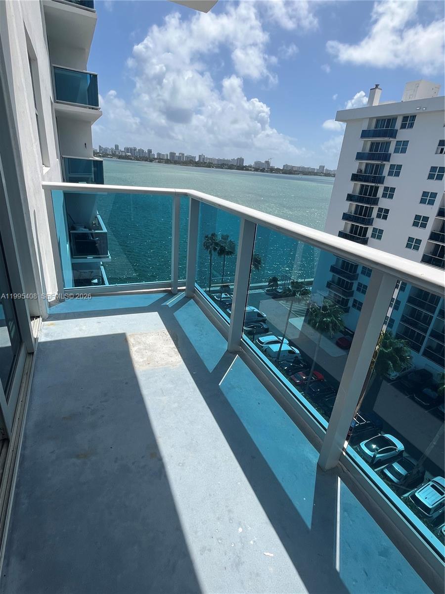 TREASURES ON THE BAY II C - Residential