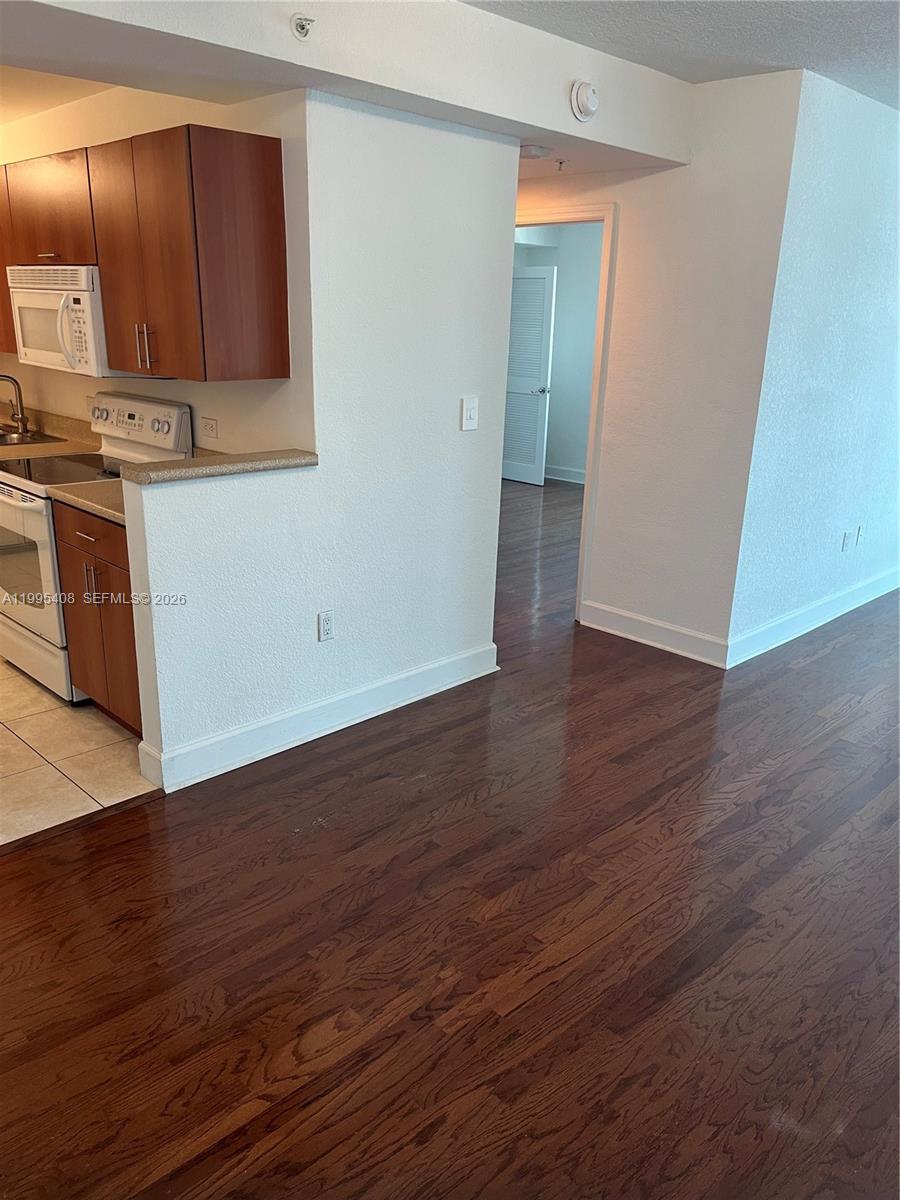 TREASURES ON THE BAY II C - Residential