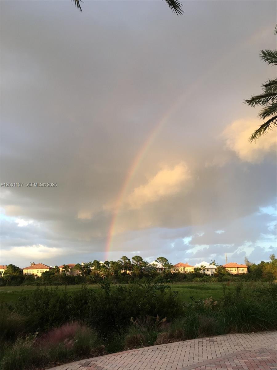 BOTANICA - Residential Lease