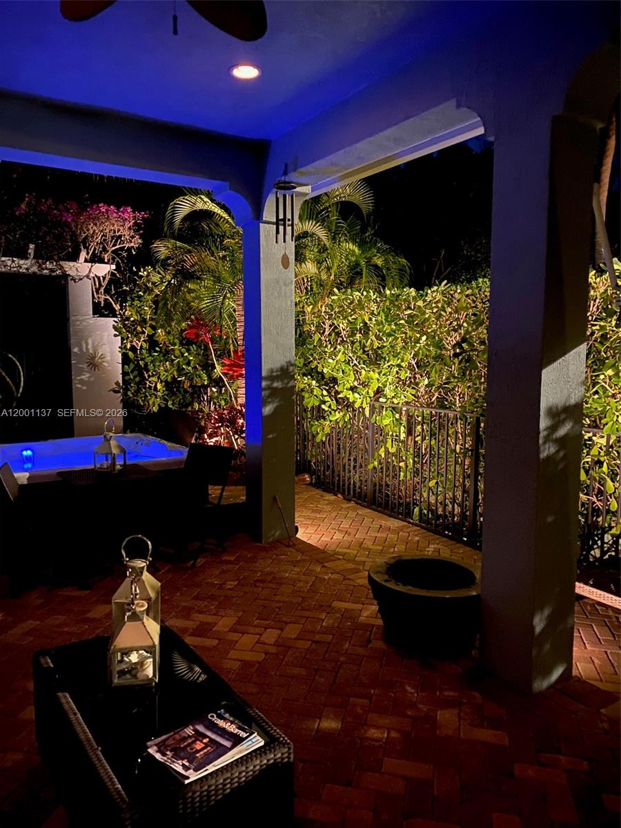 BOTANICA - Residential Lease