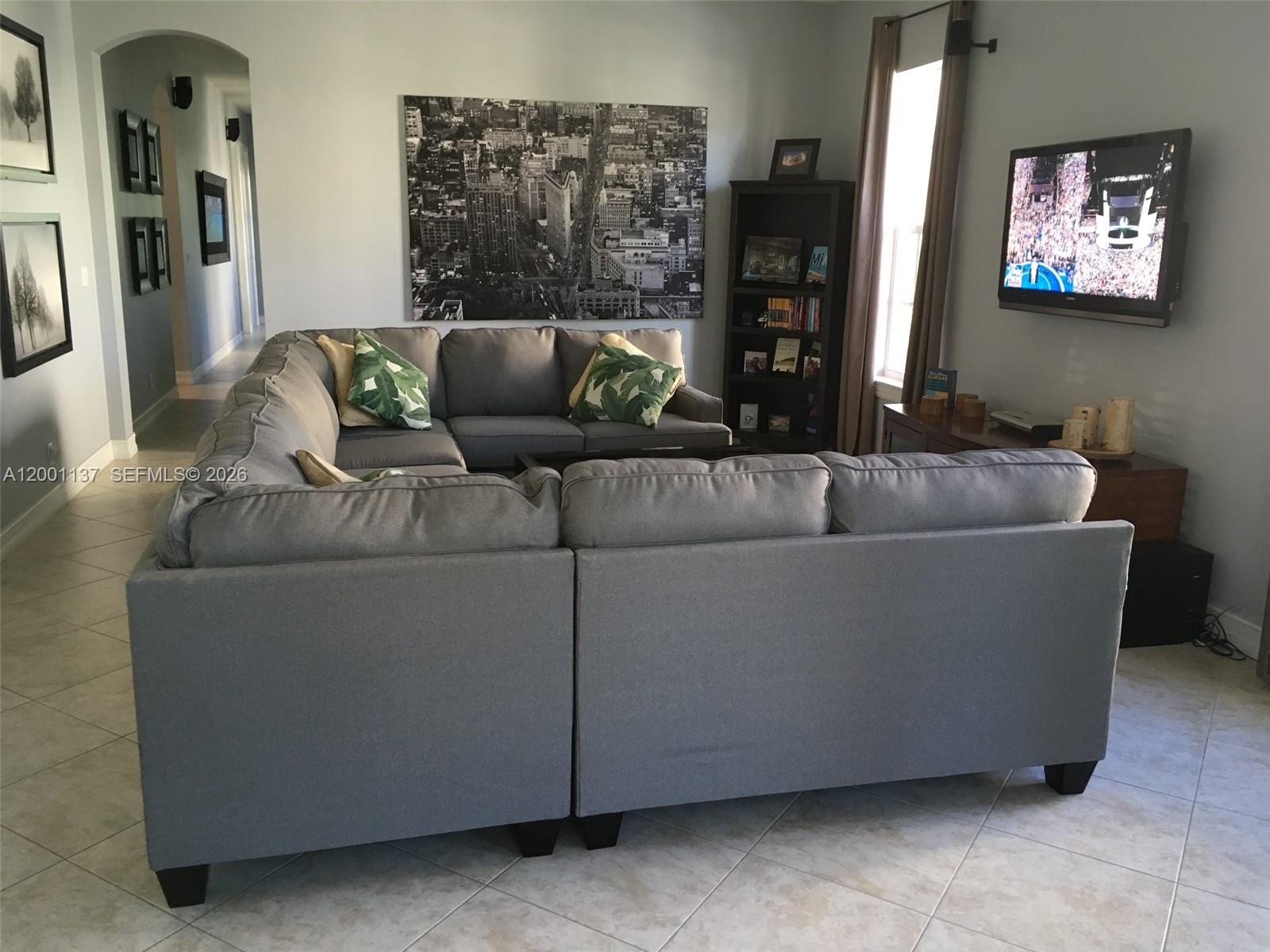 BOTANICA - Residential Lease