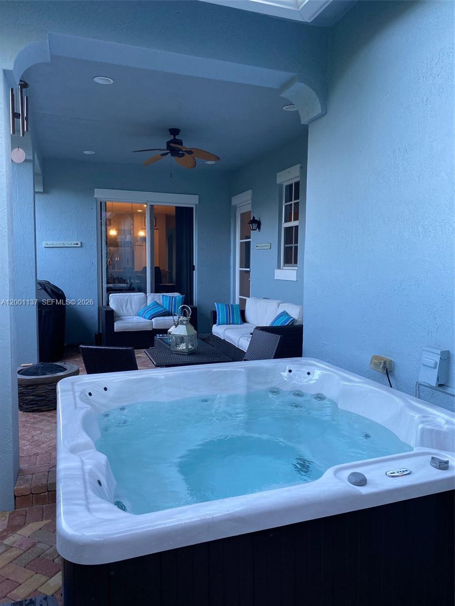 BOTANICA - Residential Lease