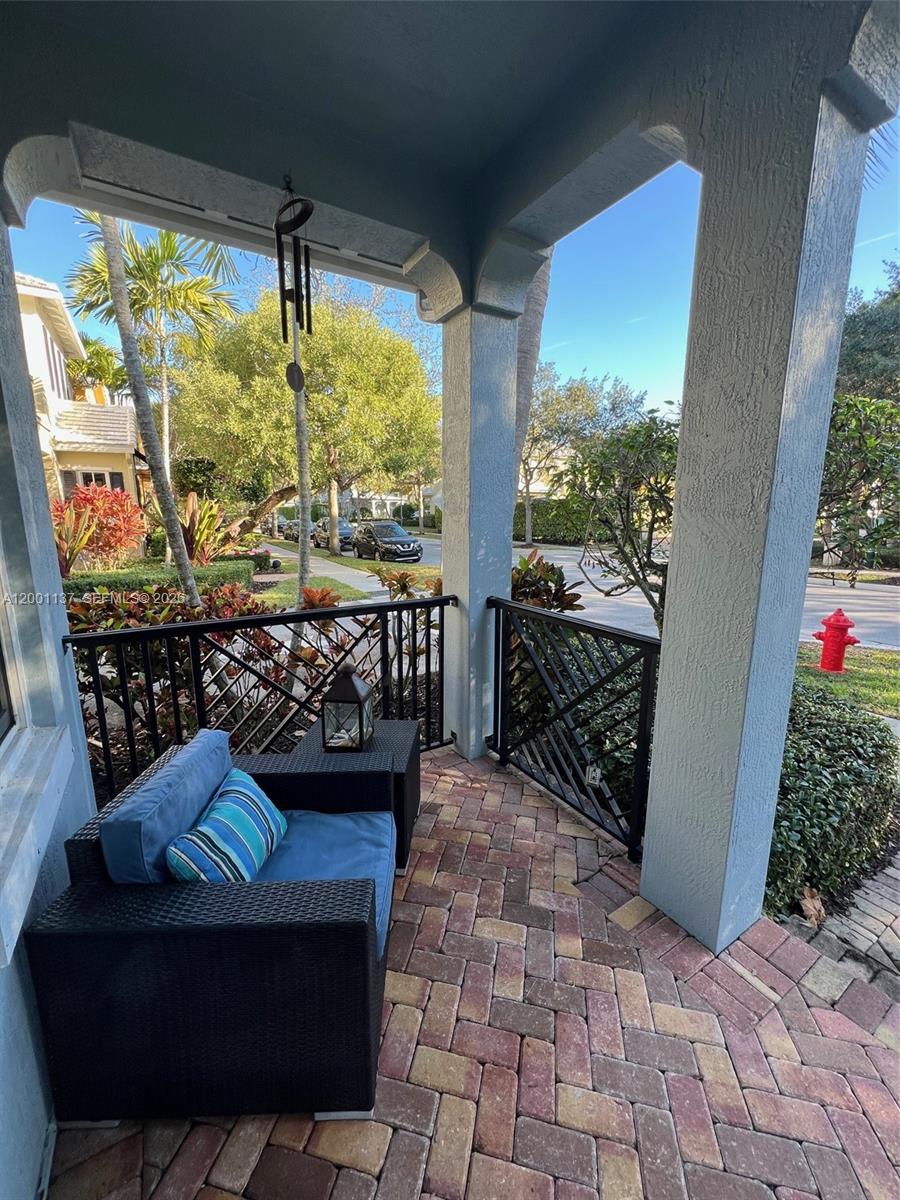 BOTANICA - Residential Lease