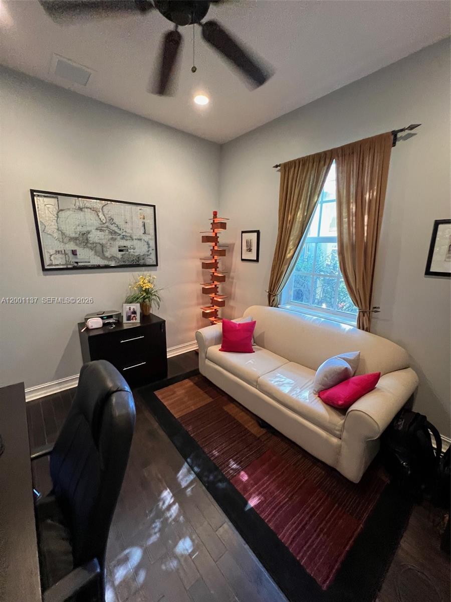 BOTANICA - Residential Lease