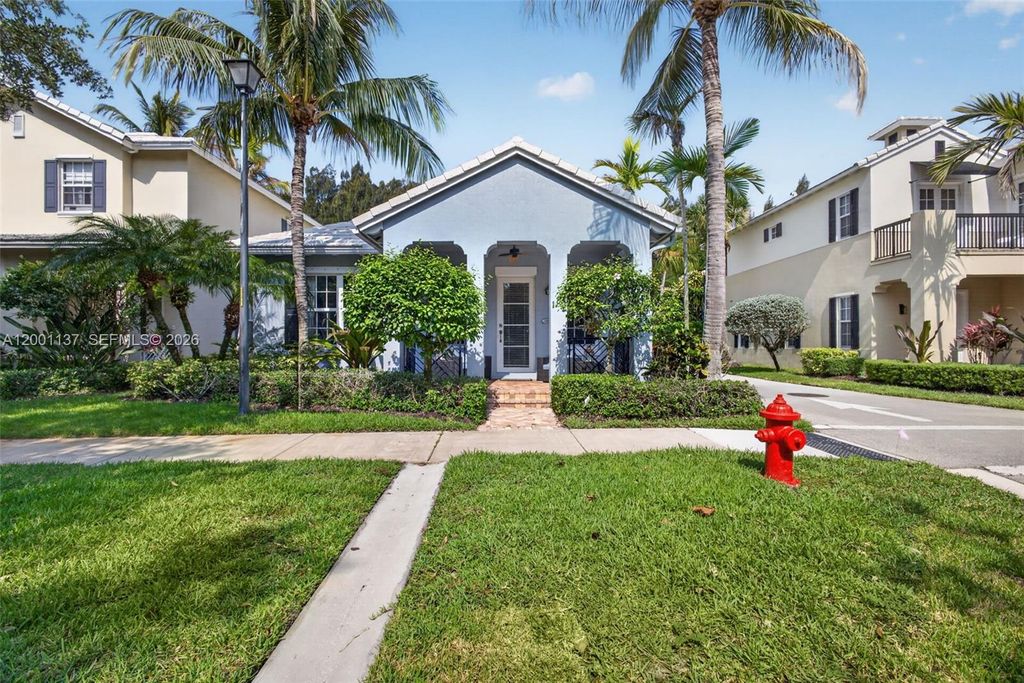 Photo of 184 W Bay Cedar Cir, Jupiter, FL 33458 (MLS # A12001137)