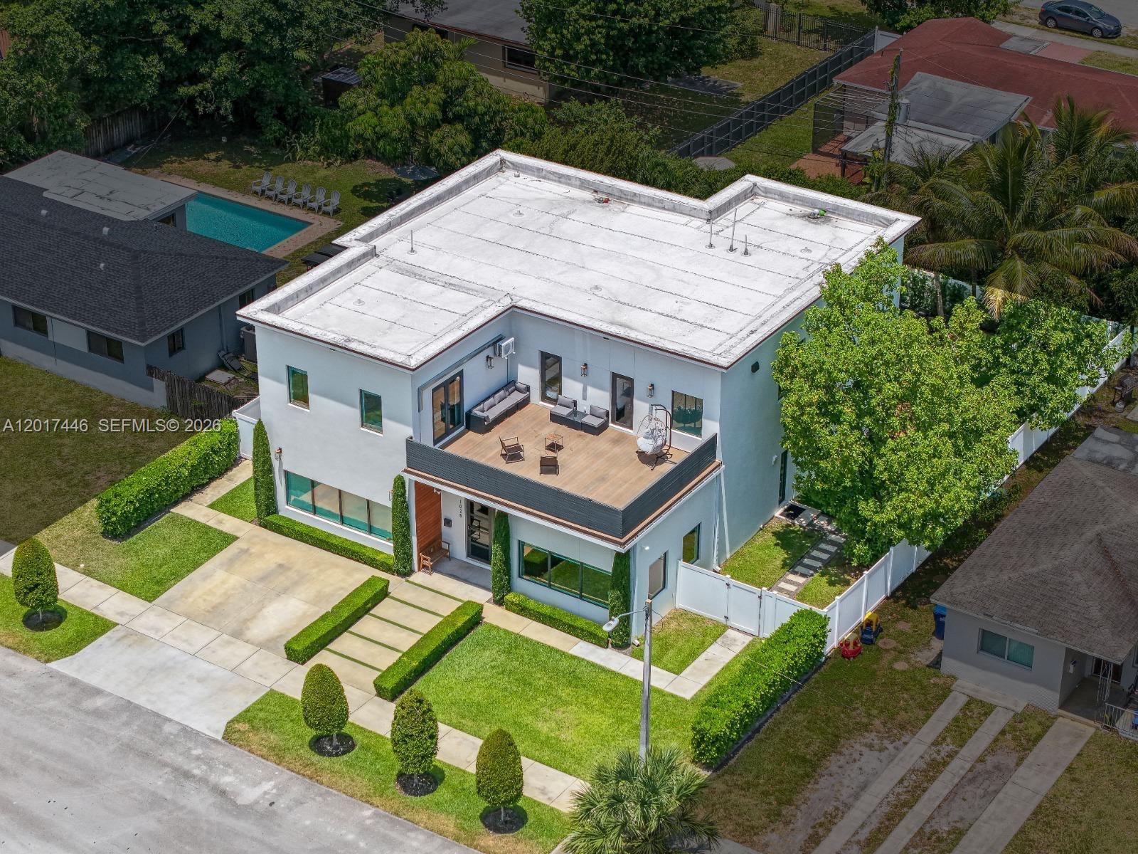 MANANA - Residential
