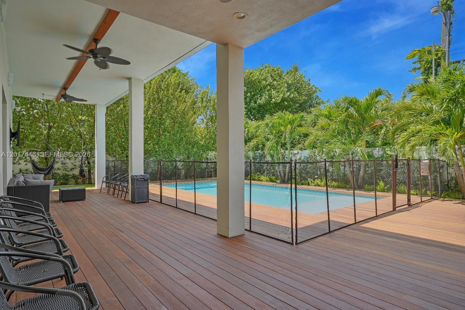 MANANA - Residential