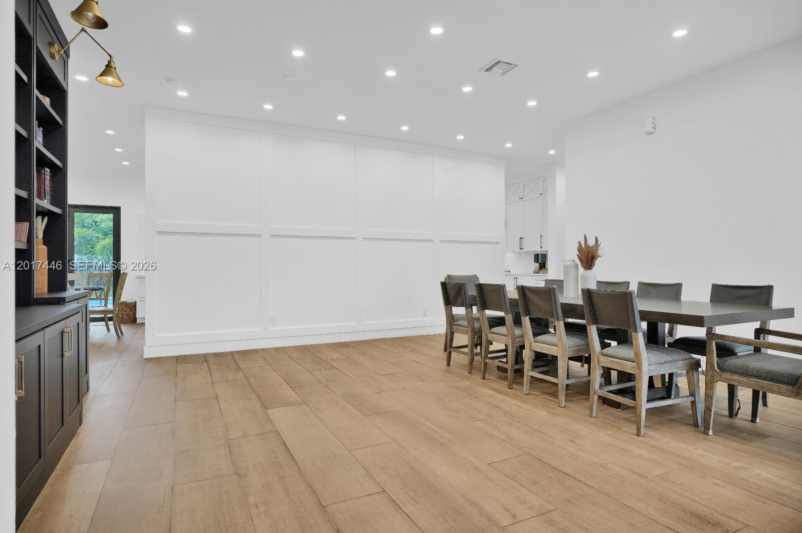 MANANA - Residential