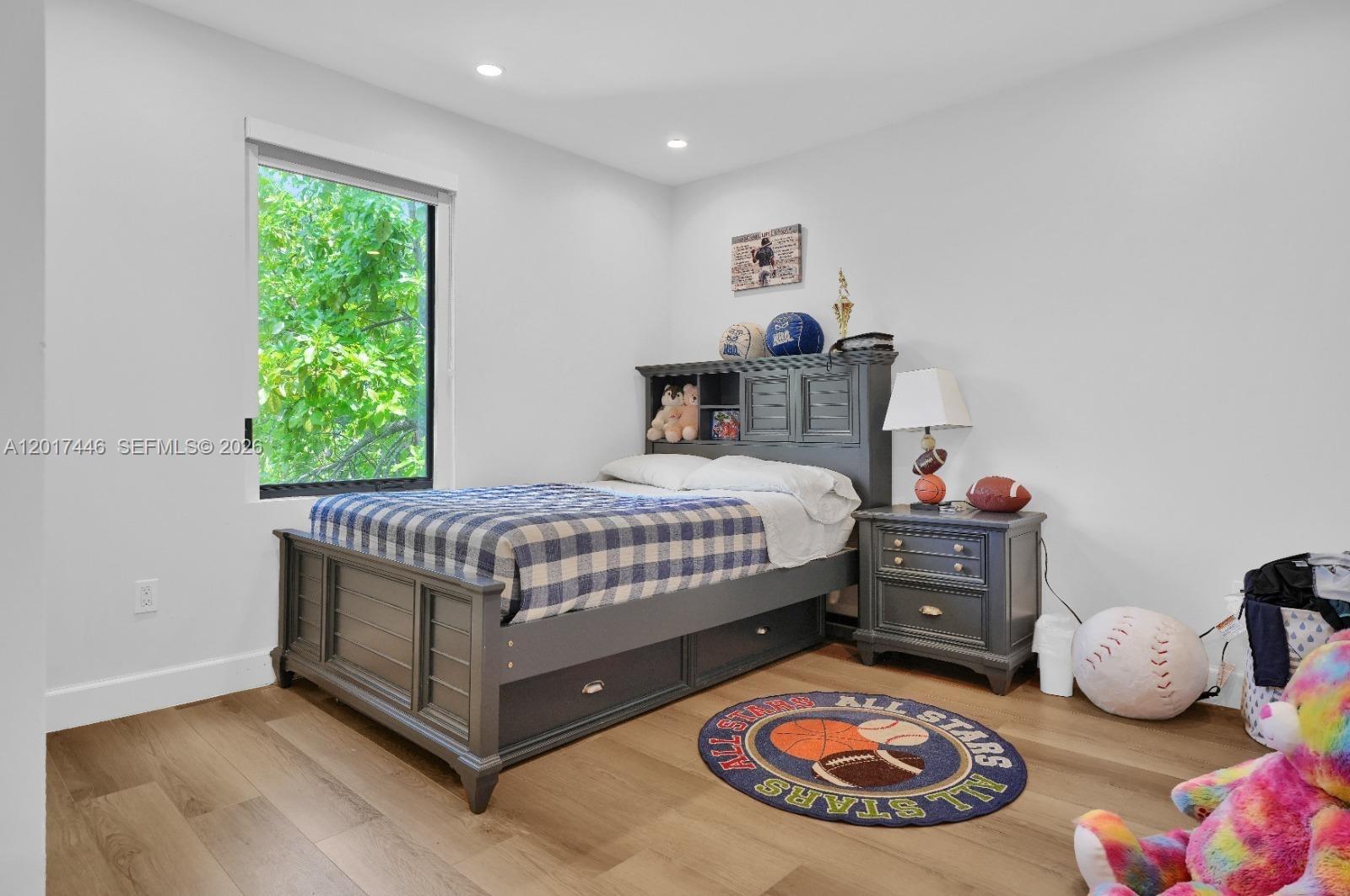 MANANA - Residential
