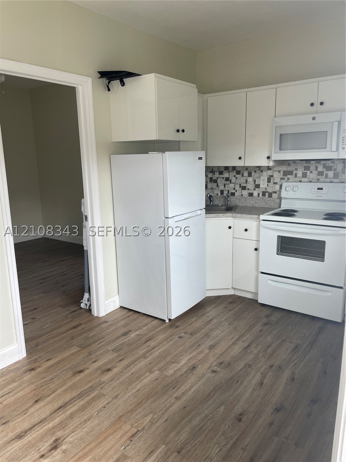 1935 Liberty St 3