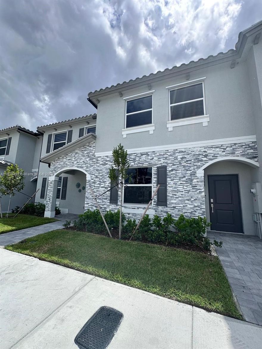 "Be the first to live in this brand-new 3 bedroom, 2.5 bathroom townhouse in the heart of Homestead. Featuring modern finishes, a spacious open-concept layout, and a stylish kitchen with stainless steel appliances, this home is designed for comfort and convenience. Upstairs you’ll find three generously sized bedrooms, including a master suite with walk-in closet and private bath. Enjoy in-unit laundry, a private backyard, and parking for your convenience. Located near shopping, dining, and major highways, this townhouse offers the perfect blend of style and accessibility—ready for immediate move-in!"