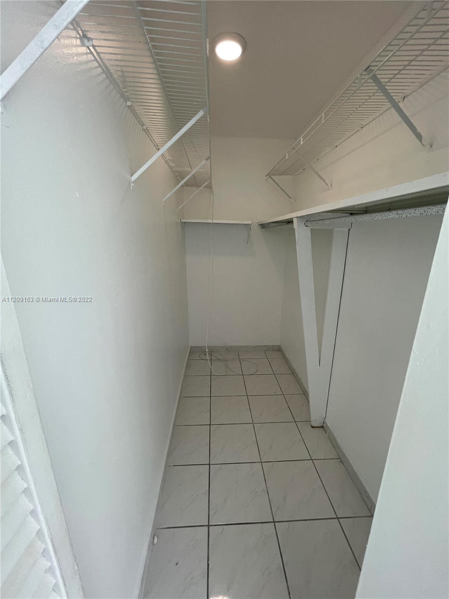 SUNSET VILLAS NO 3 CONDO - Residential Lease