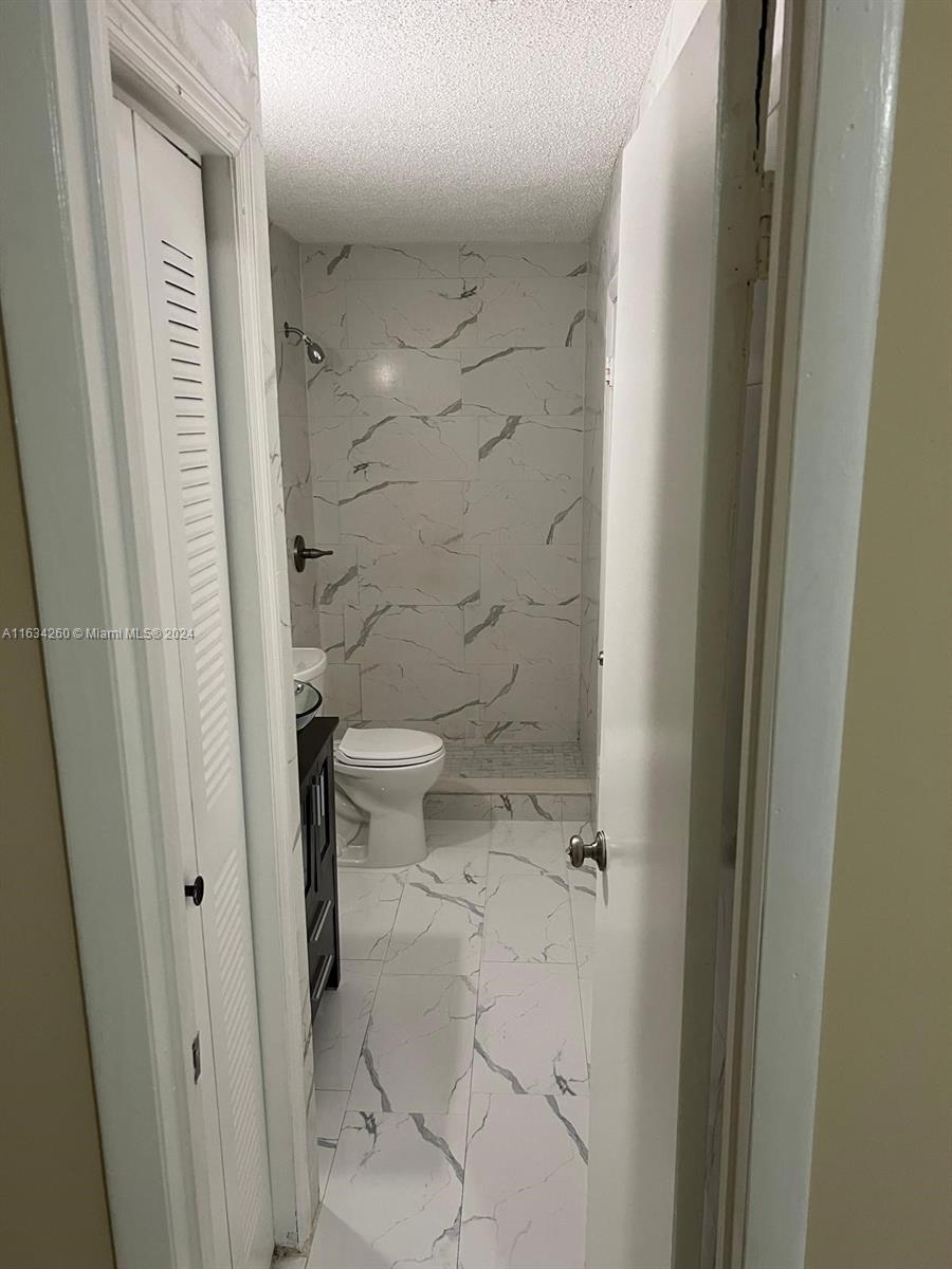 EL PARAISO AT HIALEAH CON - Residential Lease