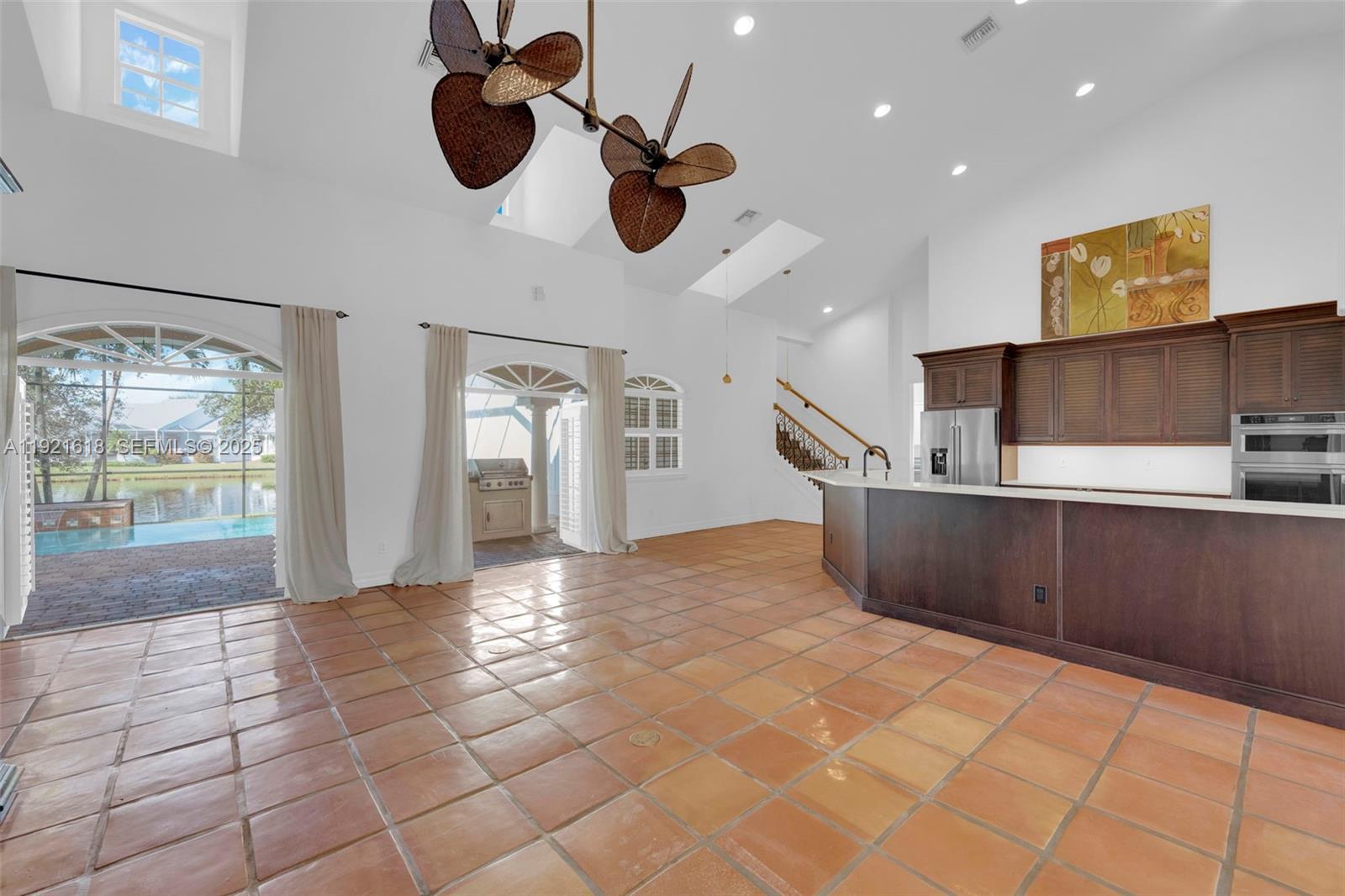 STONEBRIDGE SOUTH - Residential