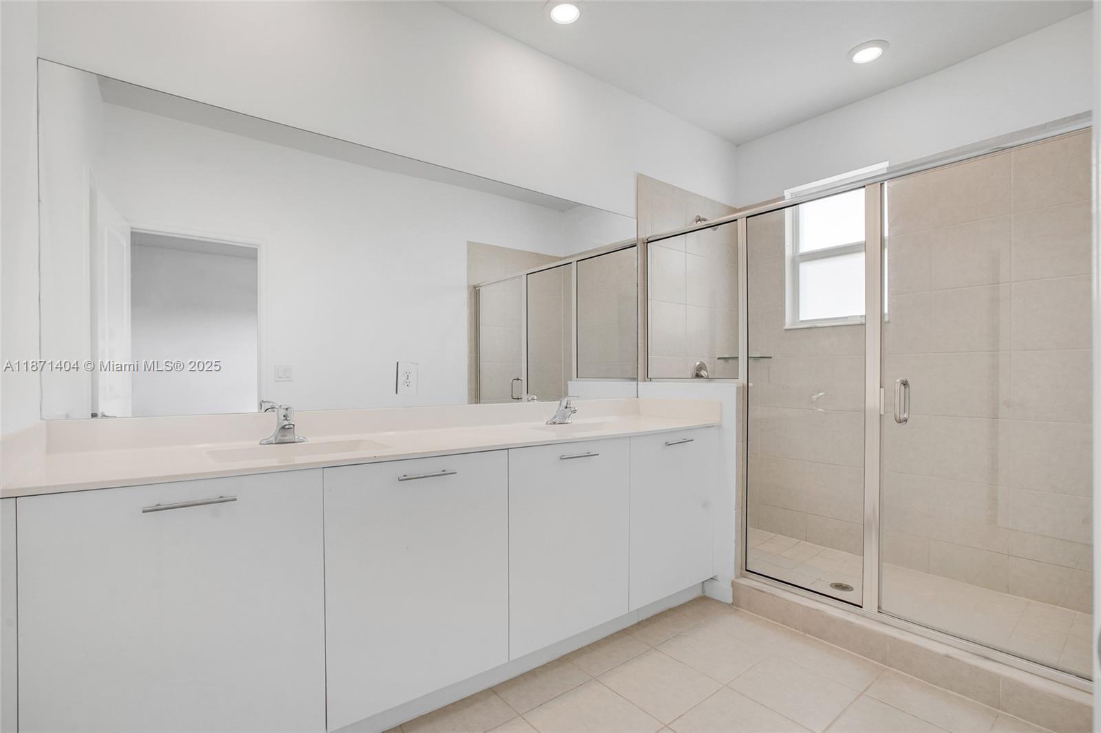 GOLF PARK SEC 1 - Residential