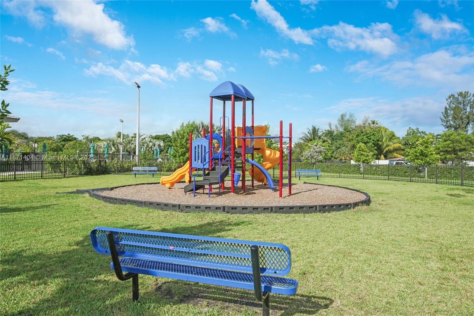 GOLF PARK SEC 1 - Residential