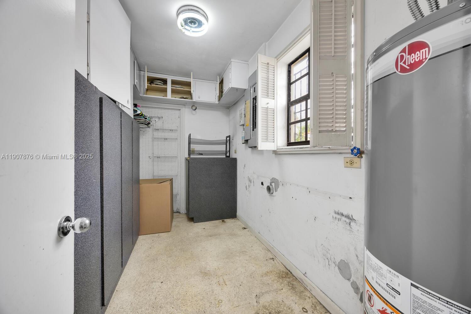 CORAL PK EST SEC 6 - Residential