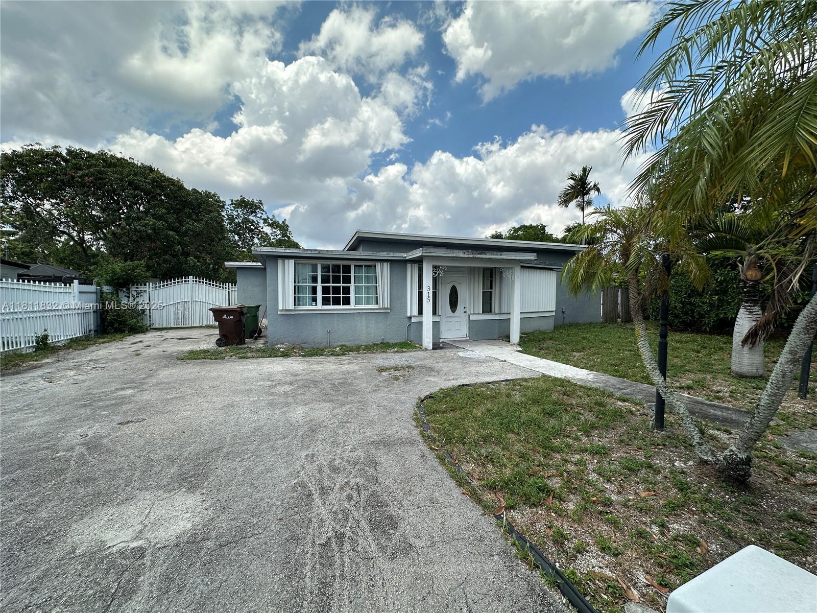 Property for Sale at 315 W 44th St, Hialeah, Miami-Dade County, Florida - Bedrooms: 3 
Bathrooms: 2  - $545,000