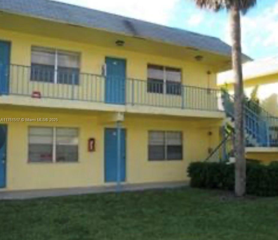 Rental Property at 4160 Nw 21st St 146A, Lauderhill, Miami-Dade County, Florida - Bedrooms: 1 
Bathrooms: 1  - $1,520 MO.