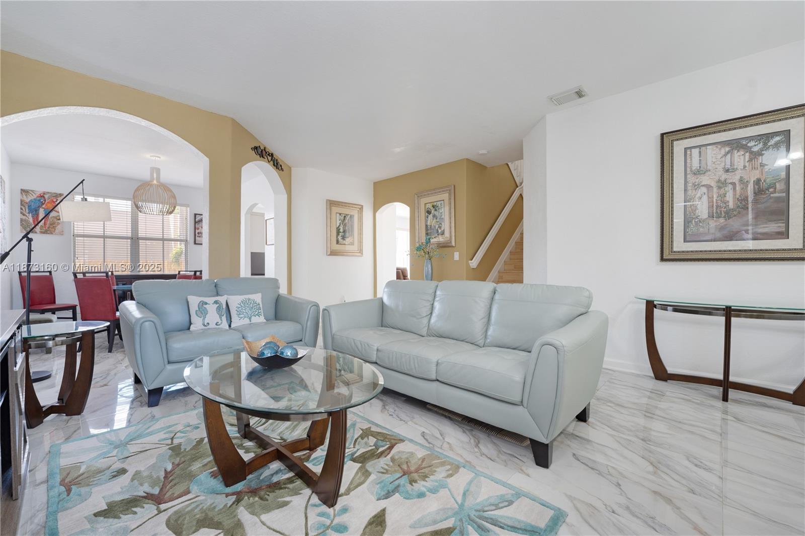 DORAL ISLES NORTH SEC ONE - Residential