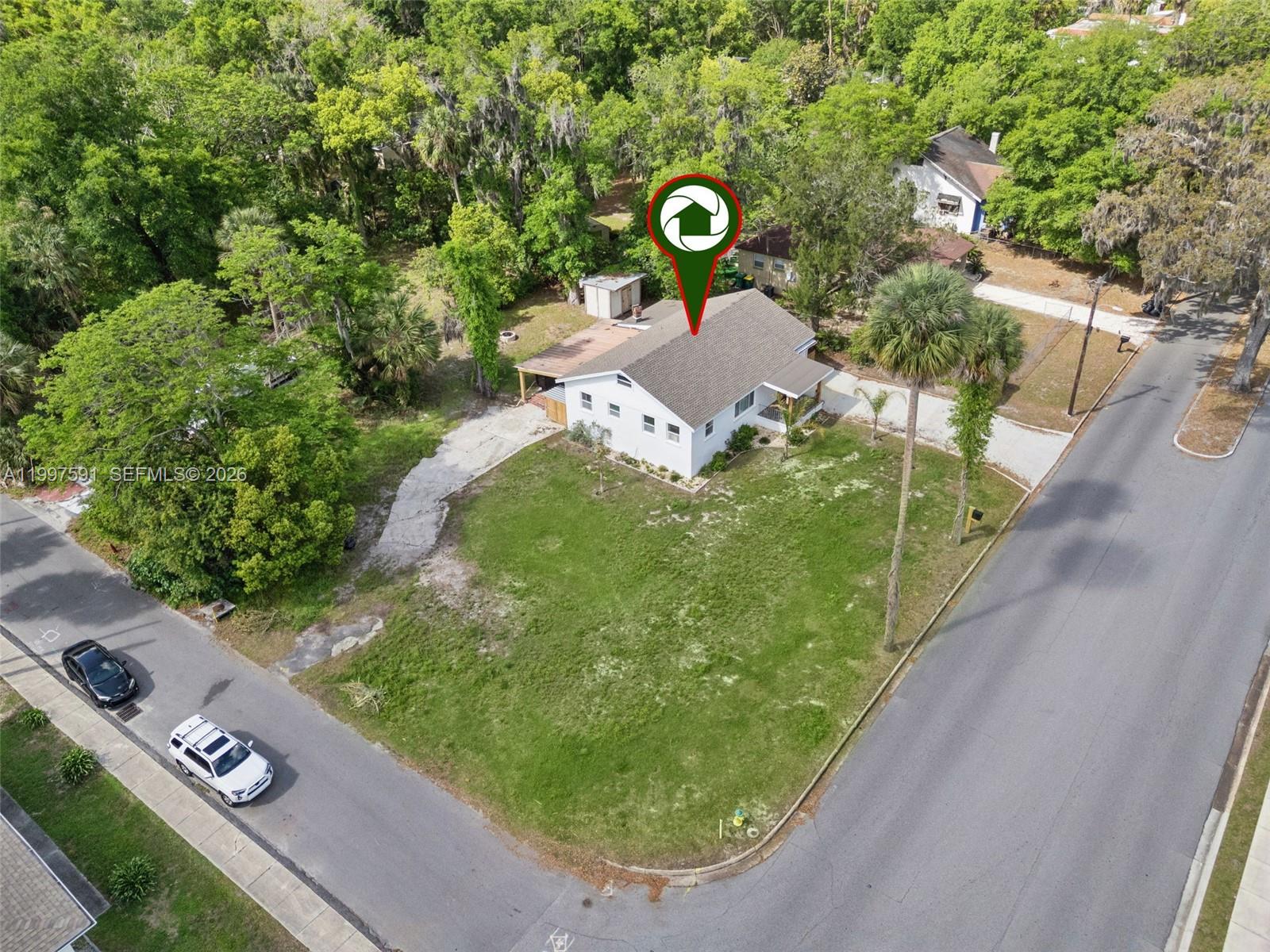 BALLARDS IN BLK 08 HOWRYS - Residential