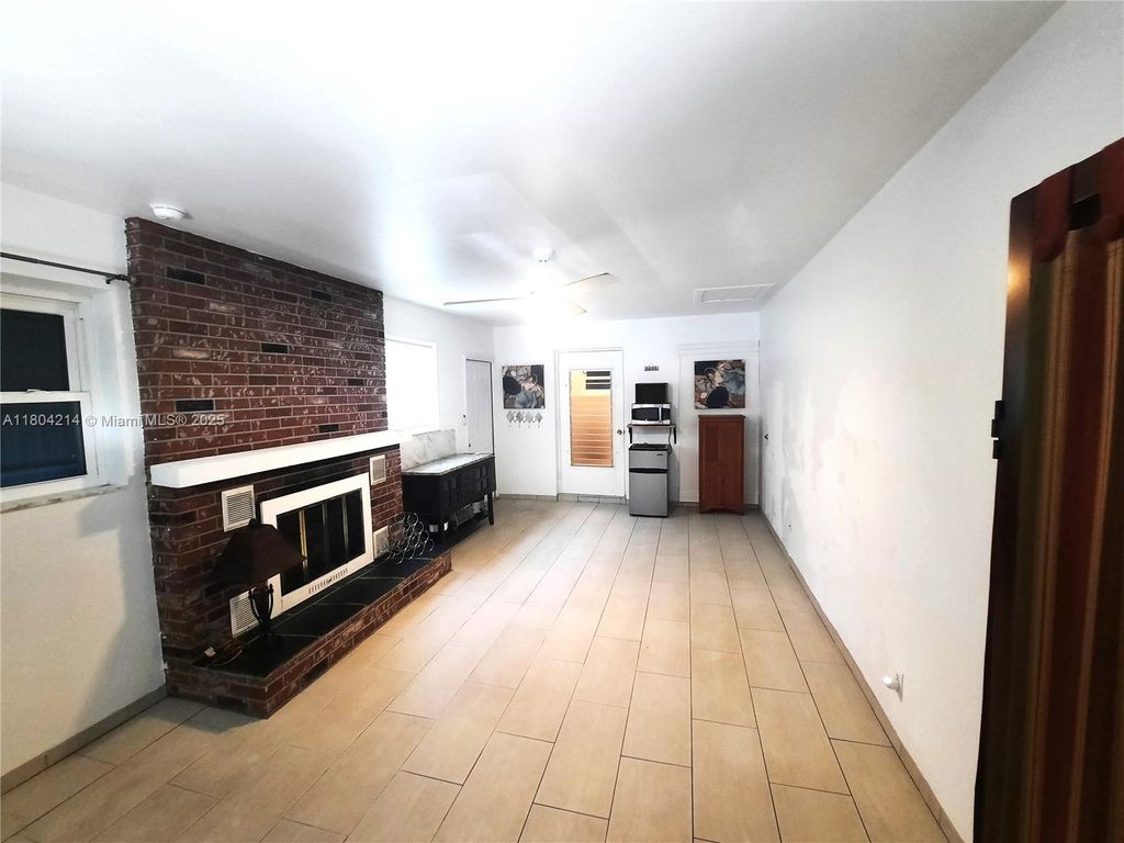 Photo of 3838 NE Melba Dr #R, Jensen Beach, FL 34957 (MLS # A11804214)