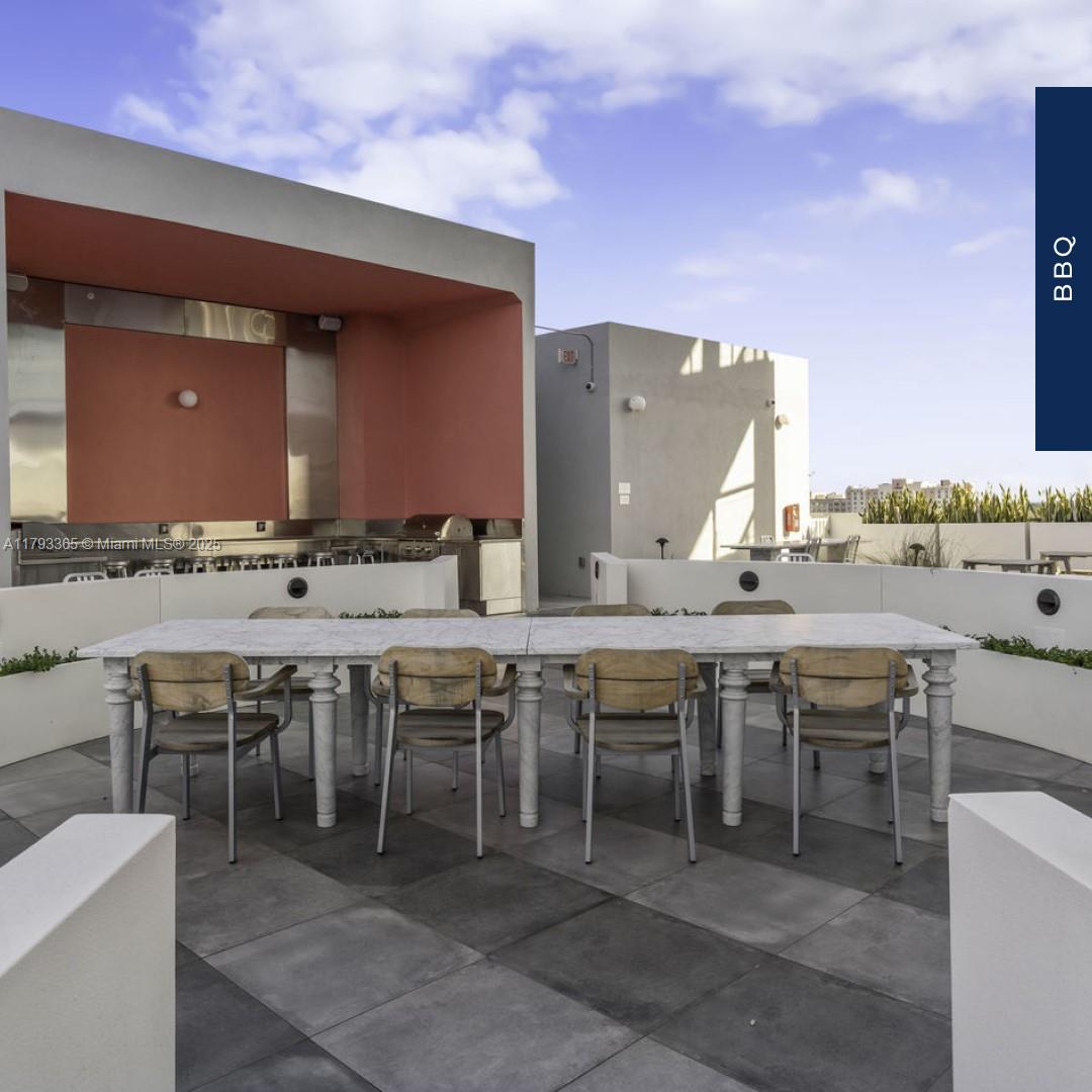 METROPICA NORTH TOWER ONE - Residential
