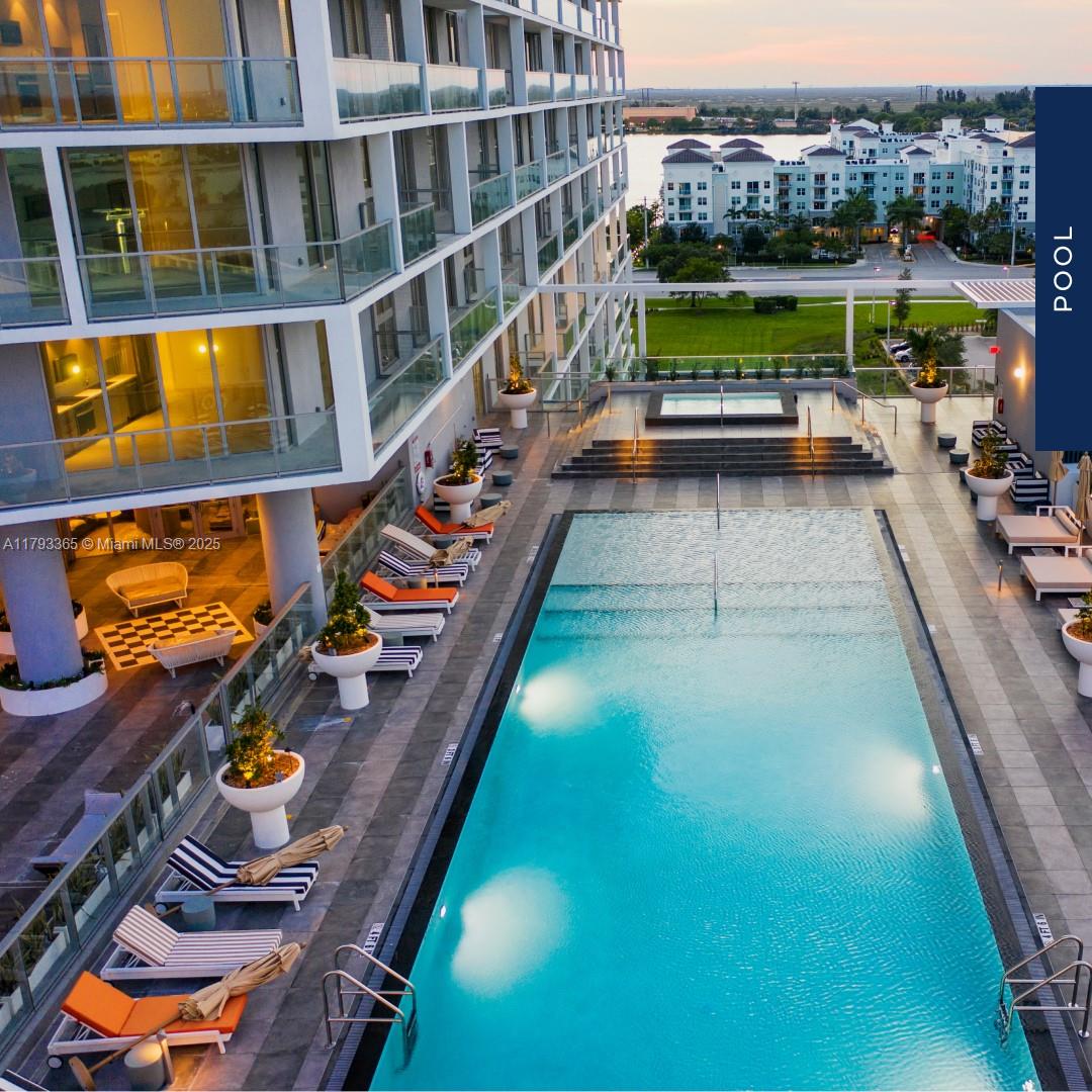METROPICA NORTH TOWER ONE - Residential