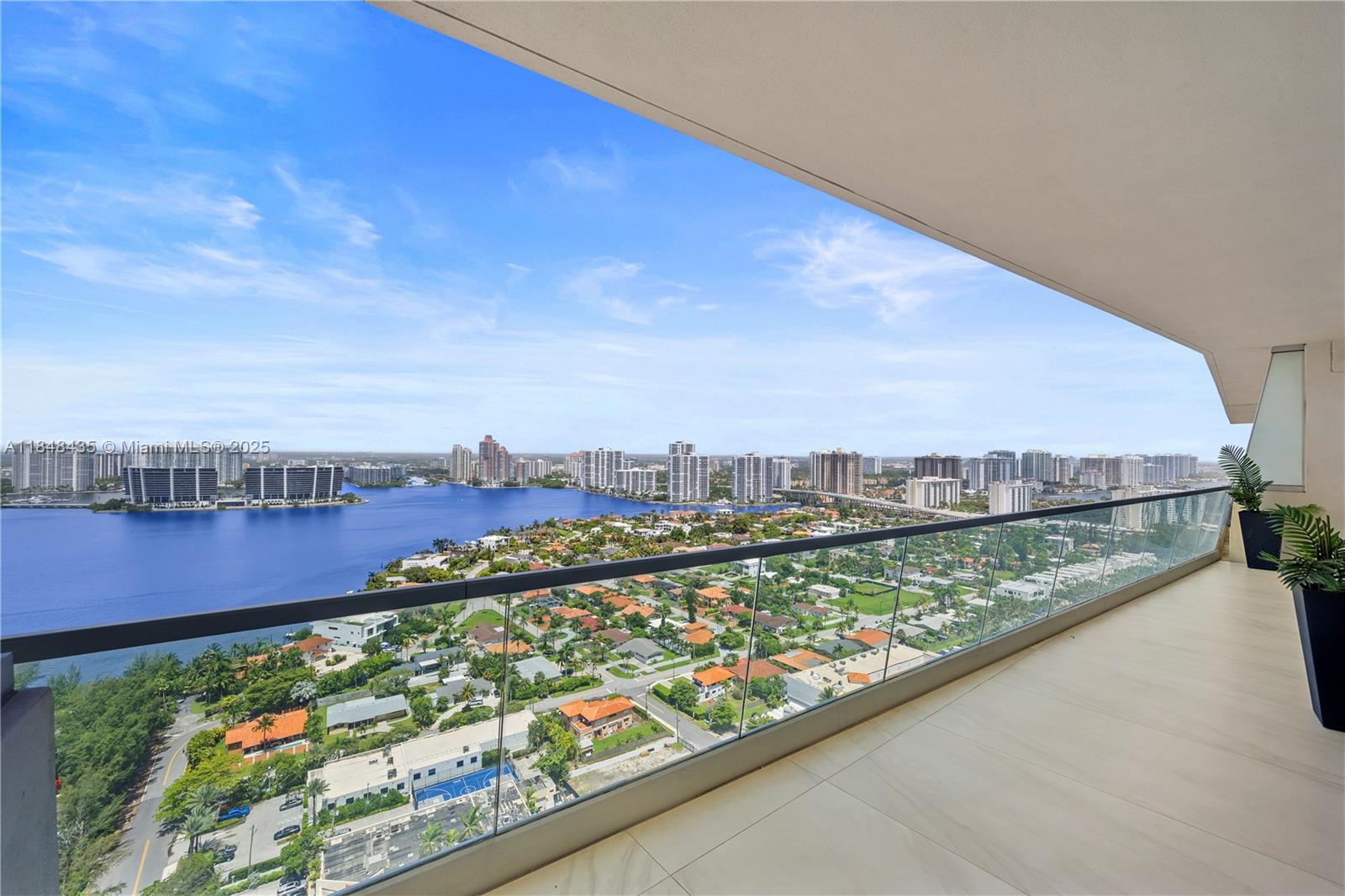 NORTH BISCAYNE BEACH AMEN - Residential
