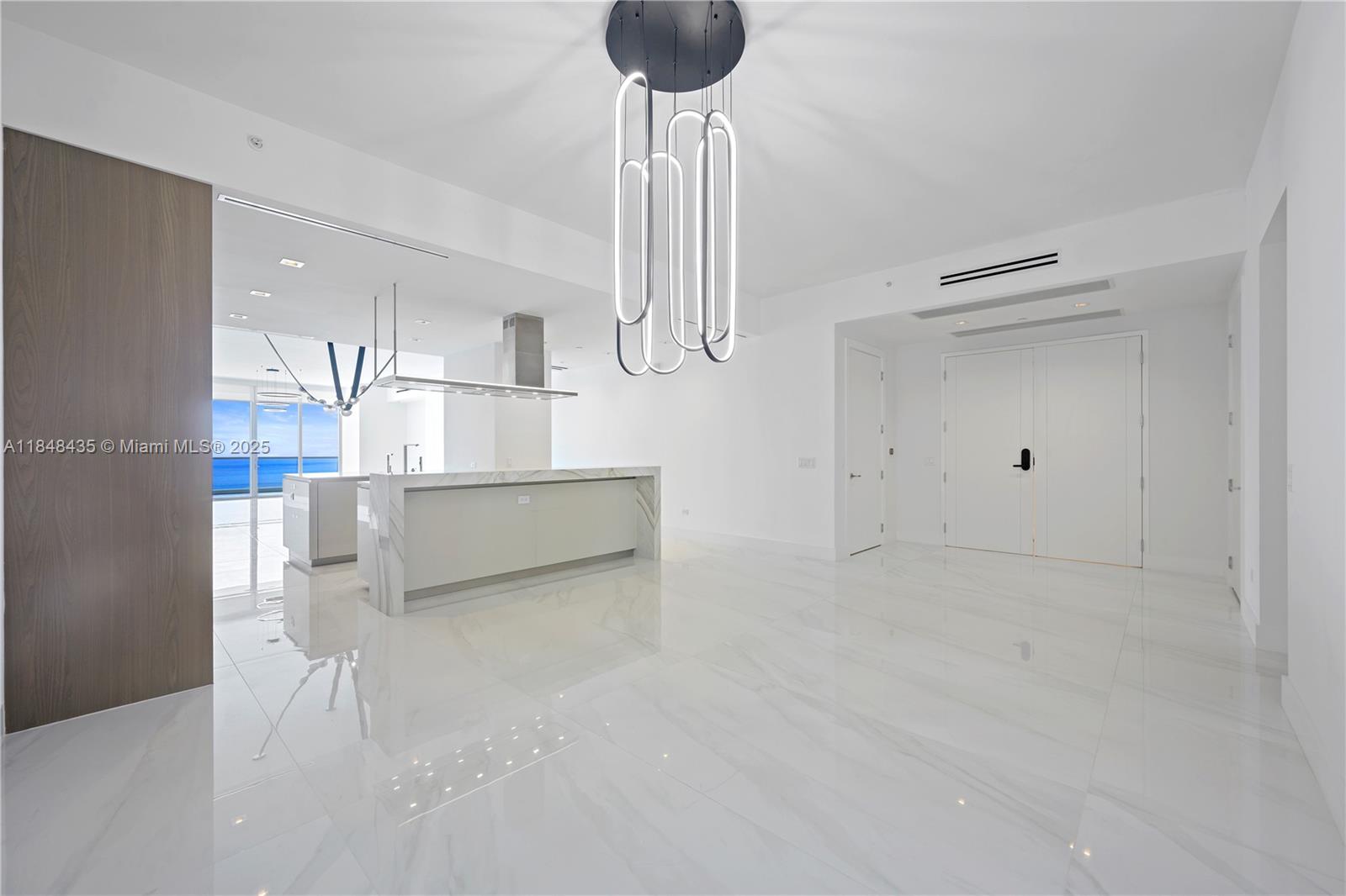 NORTH BISCAYNE BEACH AMEN - Residential