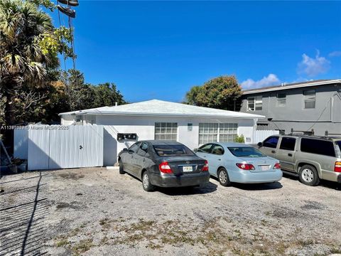709 13th St West Palm Beach FL 33401