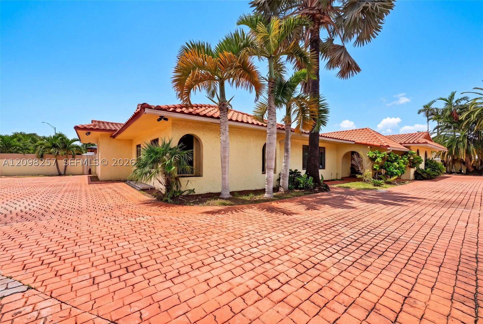5550 SW 87th Ave