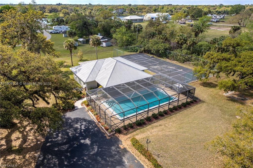 LaBelle - Residential